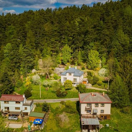 Apartman Pod Skalou V Ceskem Raji Besedice Εξωτερικό φωτογραφία