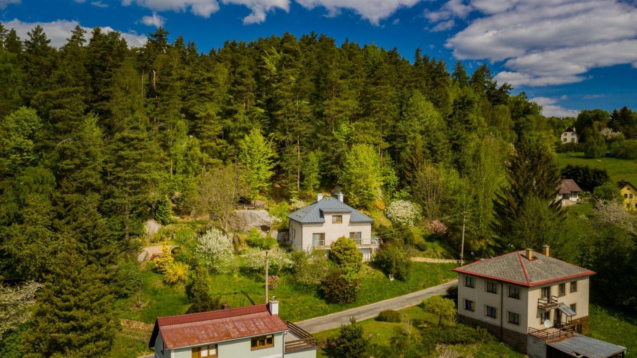 Apartman Pod Skalou V Ceskem Raji Besedice Εξωτερικό φωτογραφία