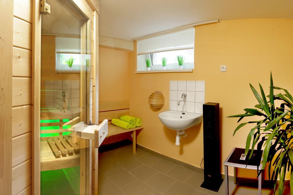 Apartman Pod Skalou V Ceskem Raji Besedice Εξωτερικό φωτογραφία